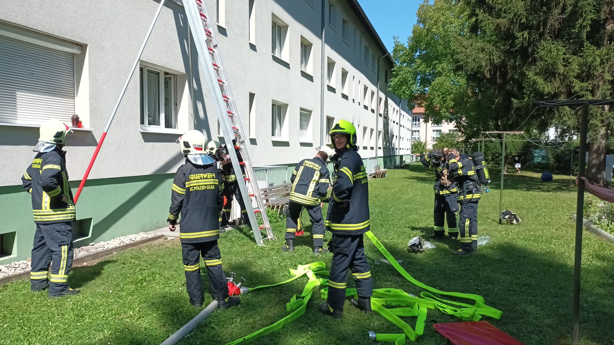 Brand in Wohnung: Schnelles Eingreifen verhindert Schlimmeres